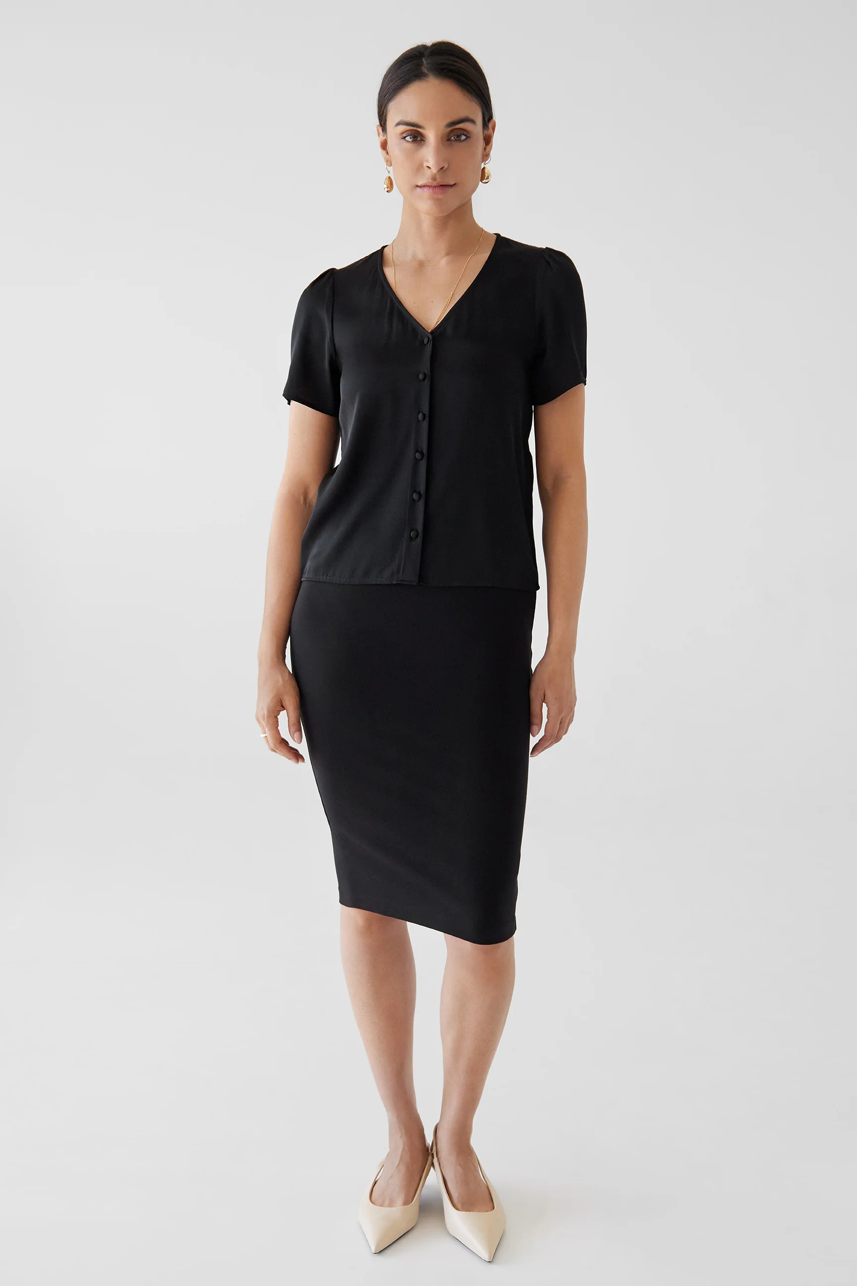 The Evelyn Silk Blouse Black - Image 4