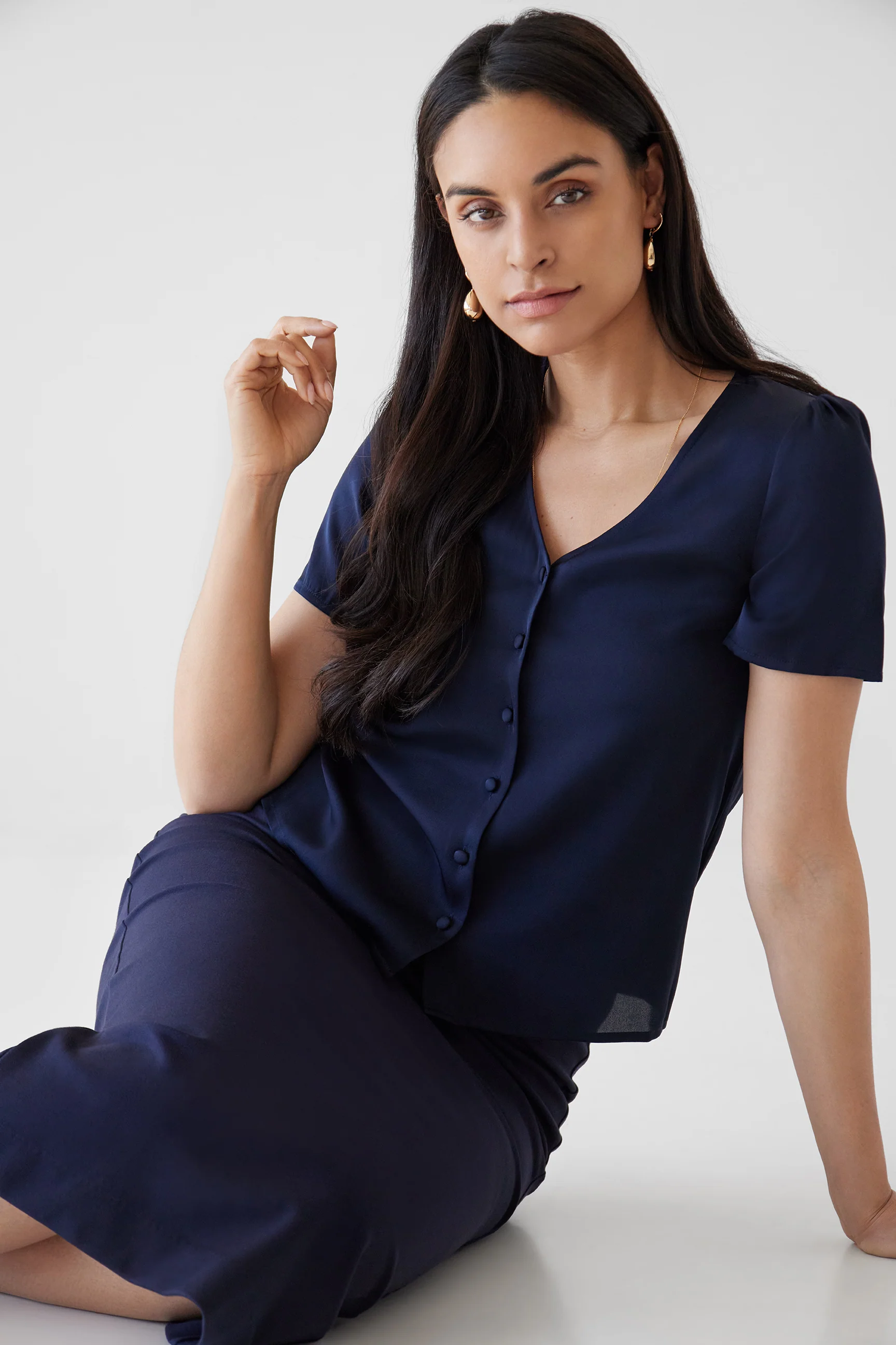The Evelyn Silk Blouse Navy - Image 2