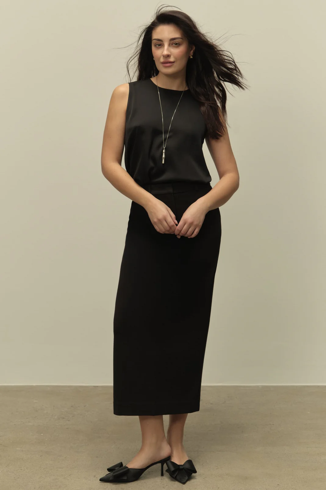 The Julia Trouser Skirt Black - Image 2